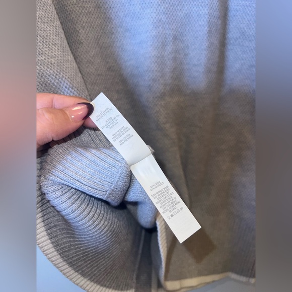 Aerie Offline Gray Knit Sweater Vest Button Front Small | NWT - Picture 8 of 8